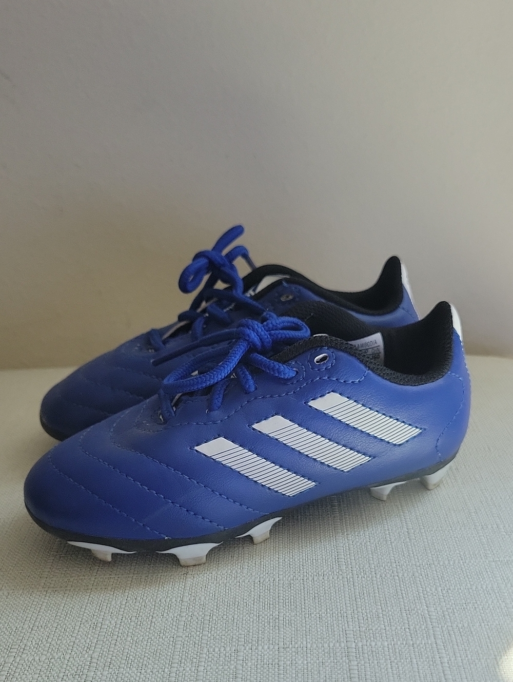 Adidas Goletto FG VIII Royal Blue And White Youth Size 10